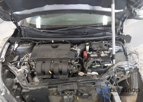 2019 Nissan Sentra Sr z USA, uszkodzony, nr VIN 3N1AB7AP6KY319661